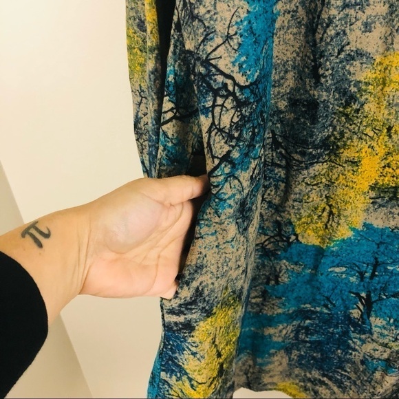 Tree Print Cacoon dress one size fits all, free flowing with pockets, jewel tone - Picture 7 of 11